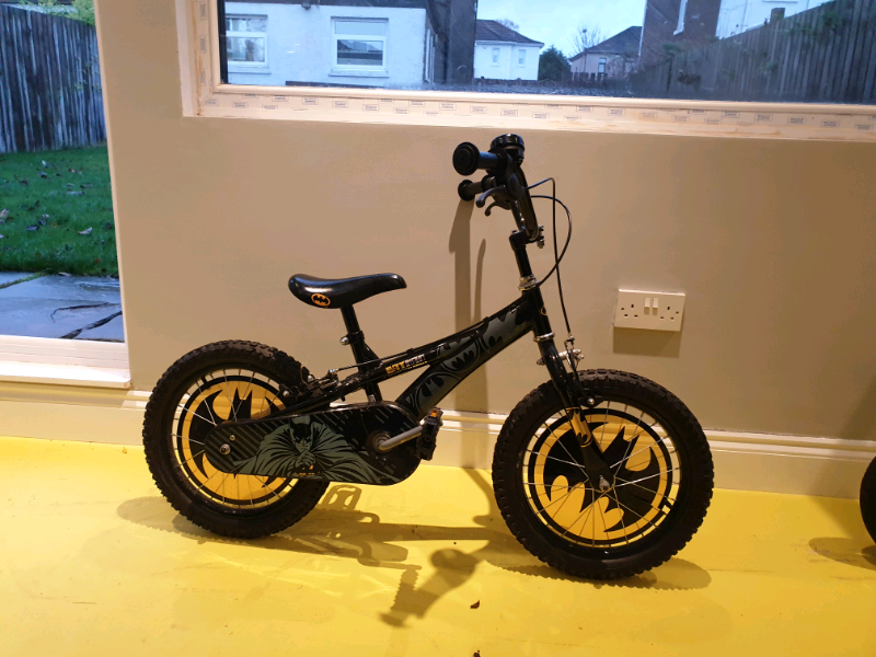 batman pedal bike
